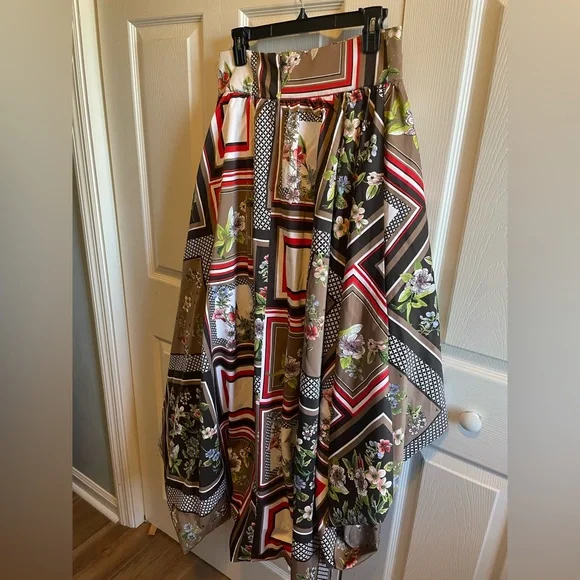 New York & Co Skirt size Small S Bubble Hi-Low Floral Paisley NEW NWT - Picture 3 of 8